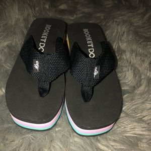 Kids Rocket Dog flip flops